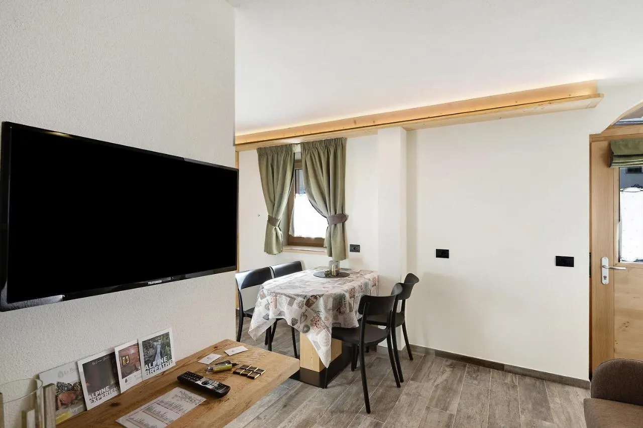 Petalo Rosina'S Home ليفينو إيطاليا